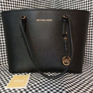 Women's Jet Set Large Black Bag